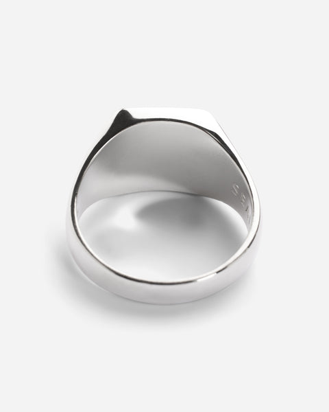 Skulls ring